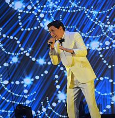 Женщин Павлодарской области наградили в канун 8 Марта