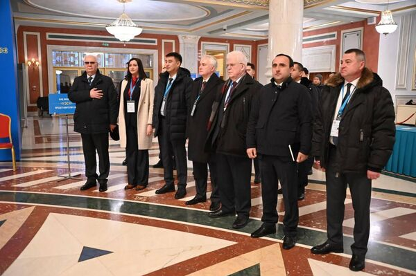 Наблюдатели от СНГ и ОДКБ проводят мониторинг на референдуме в Казахстане