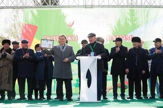 Рекордное число танцоров исполнили қара жорға в г. Кокшетау Рекордное число танцоров исполнили қара жорға в г. Кокшетау