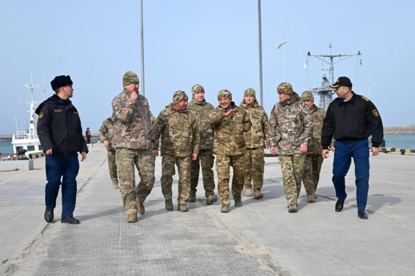 Боеготовность кораблей ВМС на Каспии проверил начальник Генштаба ВС Казахстана Боеготовность кораблей ВМС на Каспии проверил начальник Генштаба ВС Казахстана