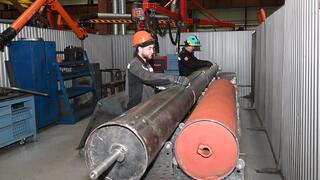 Развитие инфраструктуры для привлечения инвестиций: Олжас Бектенов ознакомился с проектами индустриальной зоны Акмолинской области