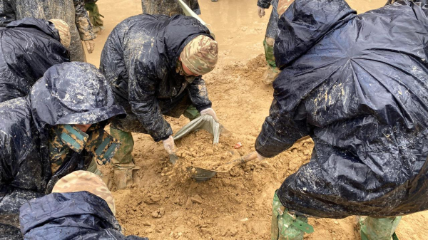 Нацгвардия МВД ликвидировала последствия непогоды в Жанаозене
