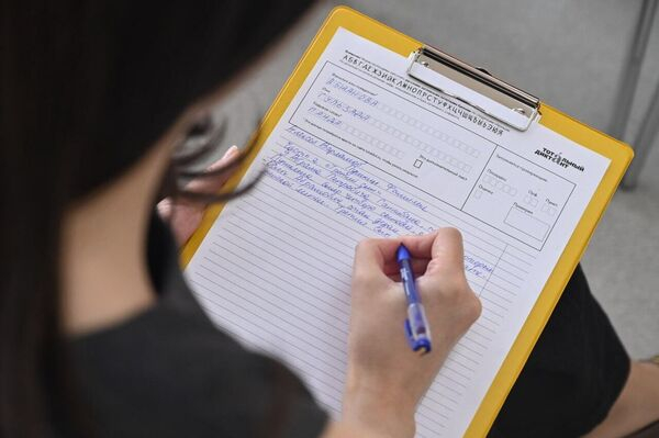 Тотальный диктант написали в Астане