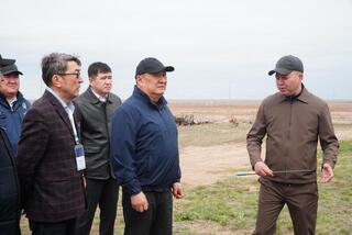 Аким Акмолинской области посетил лесопитомник в Шортандинском районе