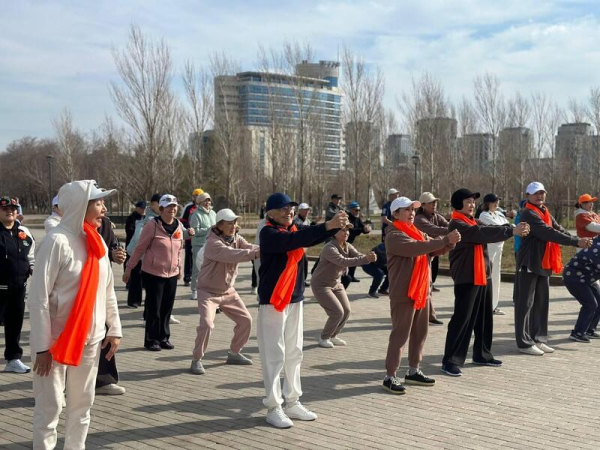 &laquo;Денсаулық &ndash; зор байлық&raquo;: в Астане пенсионеры провели оздоровительный флешмоб