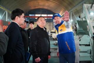 Аким Акмолинской области ознакомился с агропроектами региона Аким Акмолинской области ознакомился с агропроектами региона