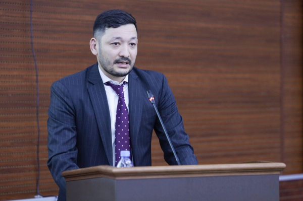 Львиная доля мошеннических звонков совершается через WhatsApp - Генпрокуратура Казахстана