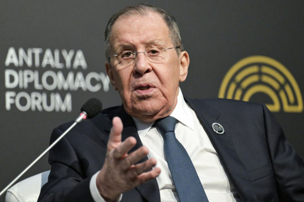 Вопрос возобновления переговоров по Украине пока не в приоритете, заявил глава МИД России 