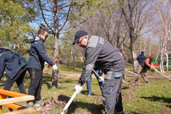 &laquo;Таза аула&raquo;: 40 тысяч человек вышли на уборку столицы