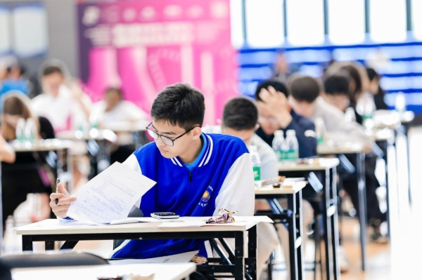 Казахстанские школьники завоевали медали на APLO-2026