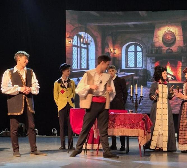 &laquo;Обыкновенное чудо&raquo;: школьники из Караганды завоевали Гран-при на Международном фестивале детских театров