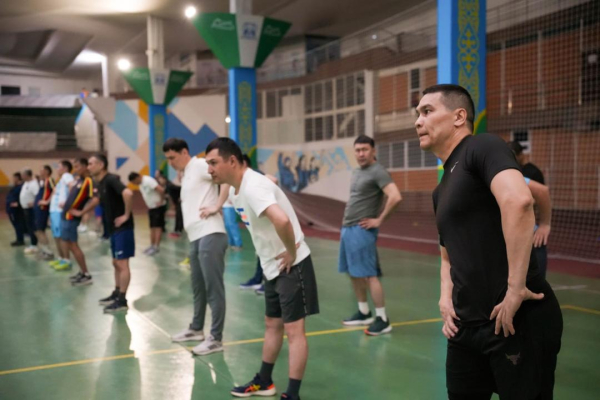 От приказов к делу: генералы прошли физиспытание