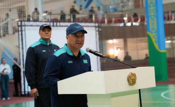 От приказов к делу: генералы прошли физиспытание