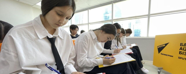 Тотальный диктант написали в Астане