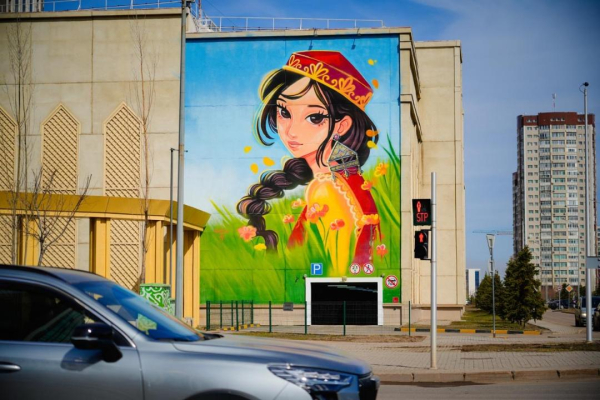 Новый мурал украсил район Сарайшык в Астане