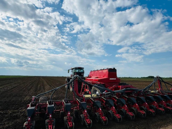 Казахстан готовится к большому агросезону: засеяно более 800 тысяч гектаров