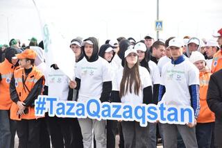 Тысяча горожан поддержала акцию &laquo;Таза Қазақстан&raquo; на масштабном экоплоггинге в Косшы