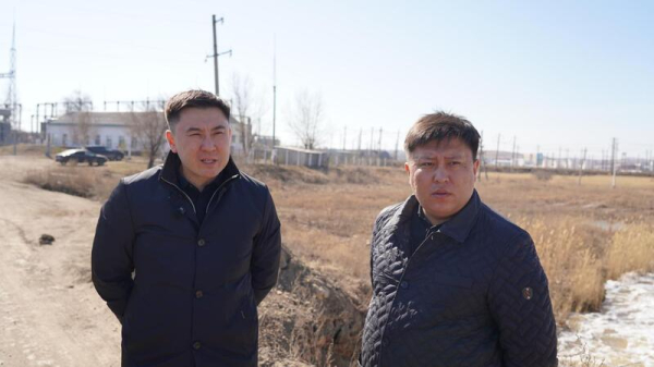 На железнодорожных дачах &laquo;Садовое&raquo; ситуация стабильнее, чем в прошлом году: Ануар Кумпекеев проверил паводкоопасные участки