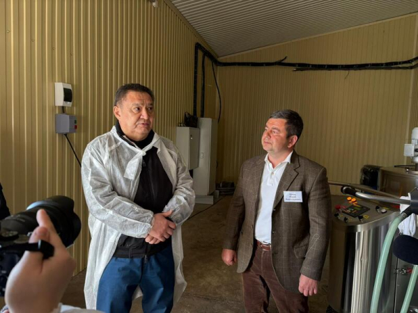 В Акмолинской области запустили современную молочную ферму на 400 голов