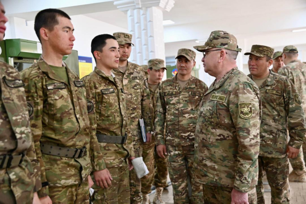 Заместитель министра обороны определил приоритеты воспитательной работы в Гвардейском гарнизоне Заместитель министра обороны определил приоритеты воспитательной работы в Гвардейском гарнизоне