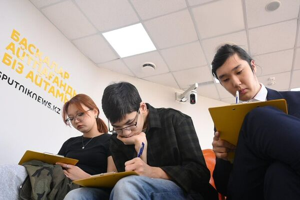 Тотальный диктант написали в Астане