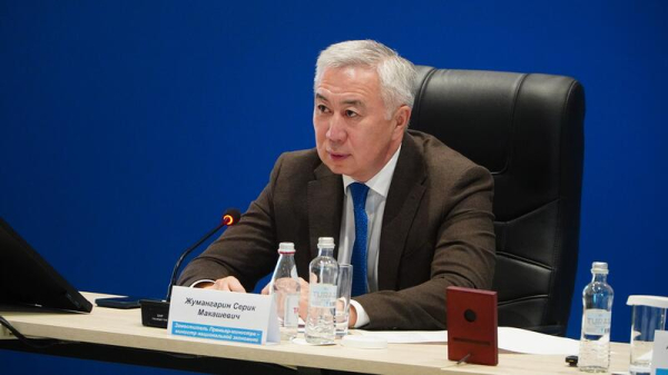 Серик Жумангарин обсудил с фермерами Акмолинской области развитие животноводства и переработки сельхозпродукции Серик Жумангарин обсудил с фермерами Акмолинской области развитие животноводства и переработки сельхозпродукции