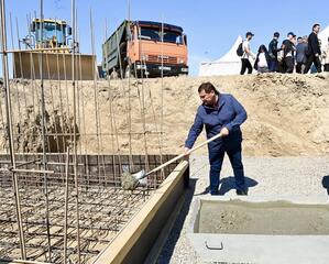 В Сырдарьинском районе начато строительство завода по глубокой переработке кукурузы В Сырдарьинском районе начато строительство завода по глубокой переработке кукурузы