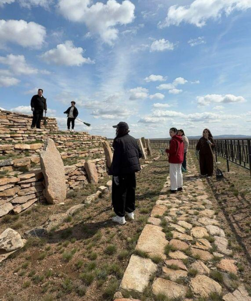Карагандинским студентам показали живую историю