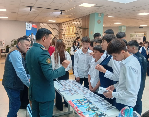 Профориентация в школах: что показала ярмарка в Алматы