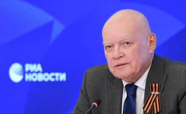 Дмитрий Киселев дал старт акции "Георгиевская ленточка"