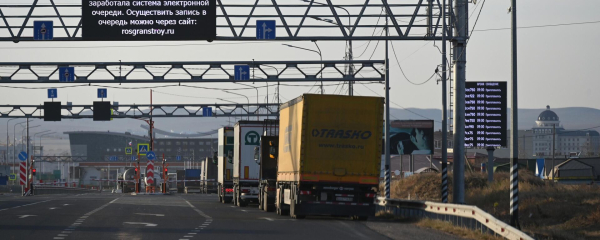 В Астане усилили контроль за тяжеловесными грузовиками