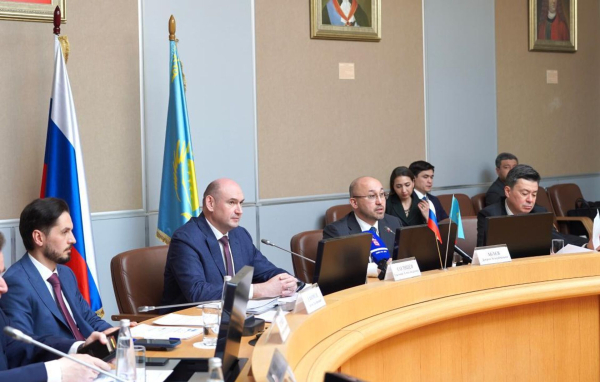 Возобновить авиарейсы из Актобе в Оренбург предложил глава казахстанского региона