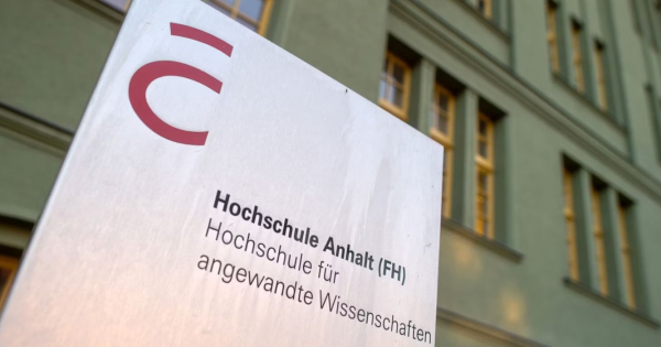 Двойной диплом и бесплатное обучение: 150 мест для казахстанцев