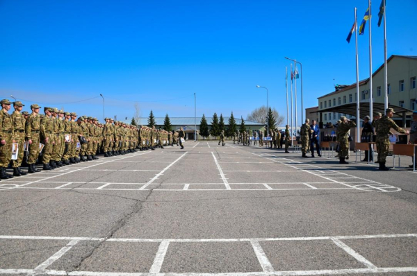 От срочной службы к контракту: выбор 20 солдат в Астане