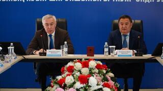 Серик Жумангарин обсудил с фермерами Акмолинской области развитие животноводства и переработки сельхозпродукции Серик Жумангарин обсудил с фермерами Акмолинской области развитие животноводства и переработки сельхозпродукции