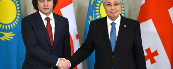 Инфраструктурные проекты и транзитный потенциал обсудили президенты Казахстана и Грузии