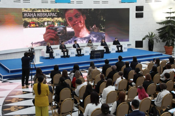 В Казахстане усиливают поддержку детей с аутизмом В Казахстане усиливают поддержку детей с аутизмом