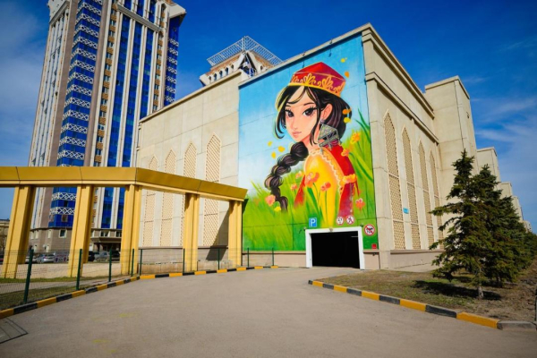 Новый мурал украсил район Сарайшык в Астане