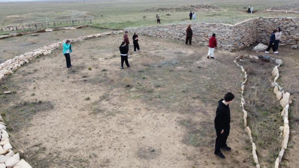 Карагандинским студентам показали живую историю