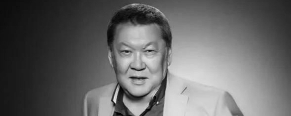 Токаев выразил соболезнование семье писателя Мухтара Шаханова