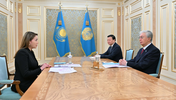 Токаев оценил благотворительные инициативы фонда «Қазақстан халқына» Токаев оценил благотворительные инициативы фонда «Қазақстан халқына»