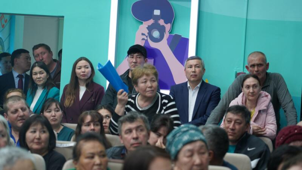 Аким Кокшетау провел отдельные встречи с жителями микрорайонов города Аким Кокшетау провел отдельные встречи с жителями микрорайонов города