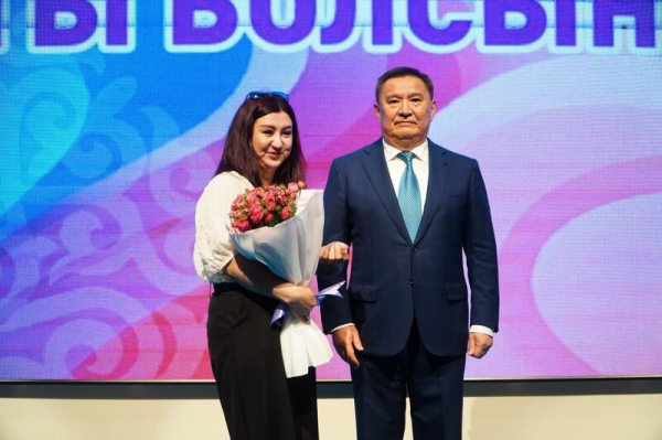 В городе Косшы еще 10 семей получили ключи от квартир В городе Косшы еще 10 семей получили ключи от квартир