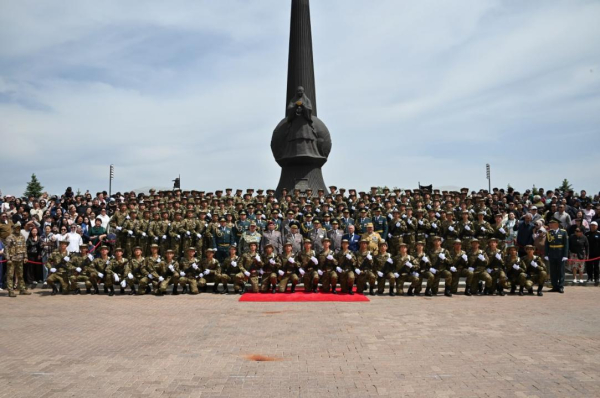 Более 4500 военнослужащих приняли присягу по всему Казахстану Более 4500 военнослужащих приняли присягу по всему Казахстану