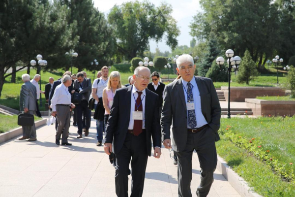 Ученый из Казахстана более 50 лет развивает мировую науку Ученый из Казахстана более 50 лет развивает мировую науку