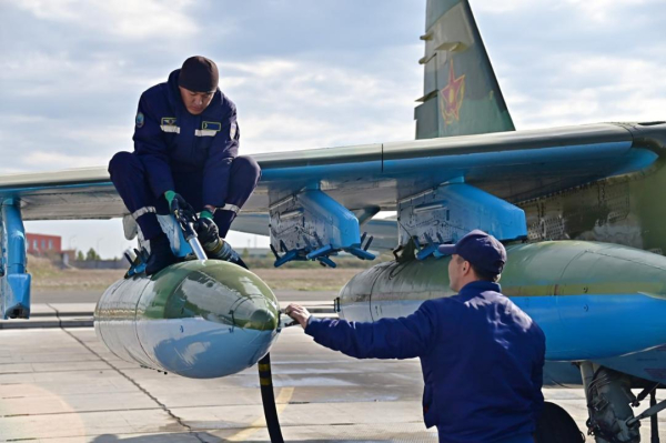 Невидимые герои неба: кто стоит за военной авиацией Казахстана Невидимые герои неба: кто стоит за военной авиацией Казахстана