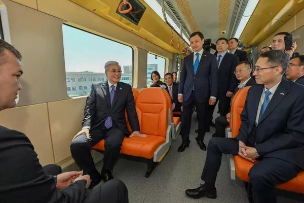 Токаев запустил работу Astana LRT Токаев запустил работу Astana LRT