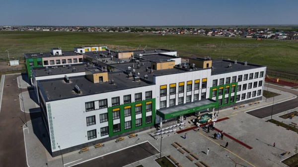 Последний звонок прозвенел для акмолинских школьников Последний звонок прозвенел для акмолинских школьников