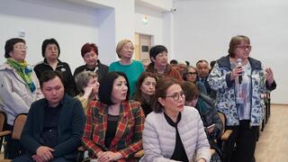 Аким Кокшетау провел отдельные встречи с жителями микрорайонов города Аким Кокшетау провел отдельные встречи с жителями микрорайонов города