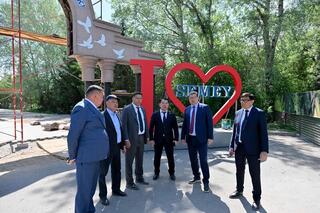 В Семее активно ведется строительство Площади государственных символов В Семее активно ведется строительство Площади государственных символов